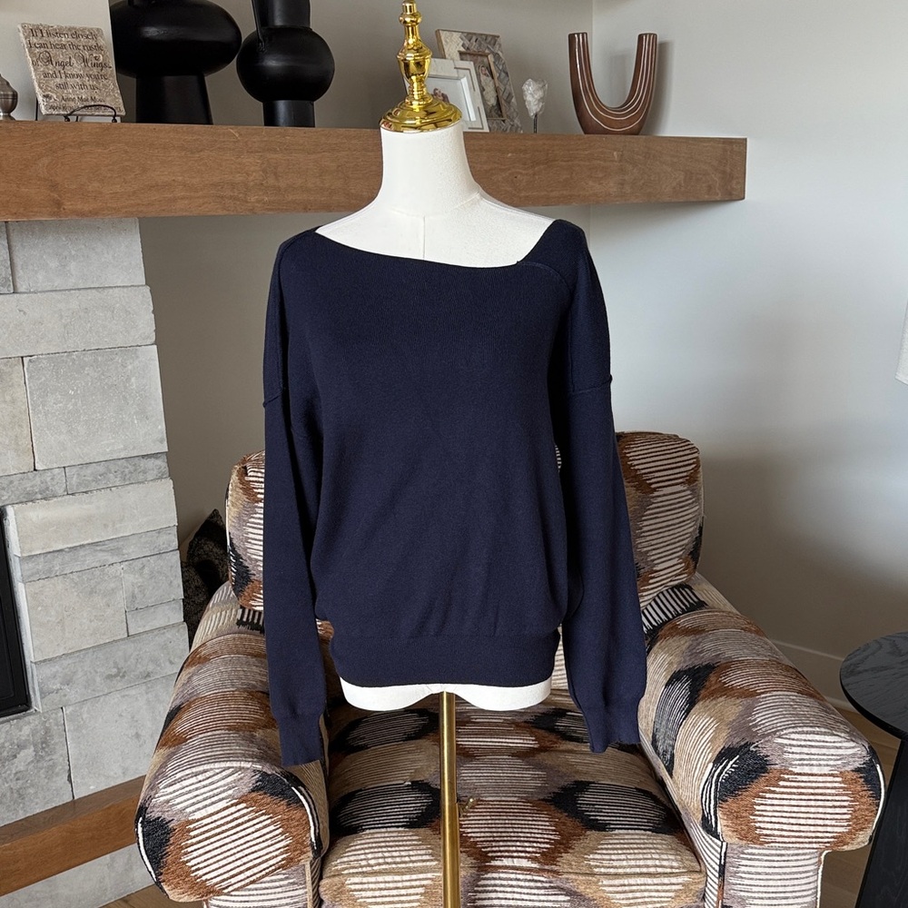 Evereve Line and Dot Favorite Geometric Neckline Sweater